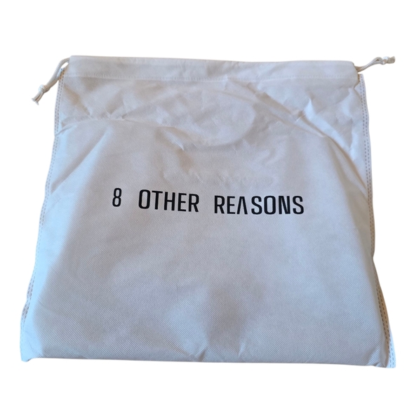 8 Other Reasons Vegan Leather Slouchy Crossbody Bag In Tan NWOT - Picture 2 of 4